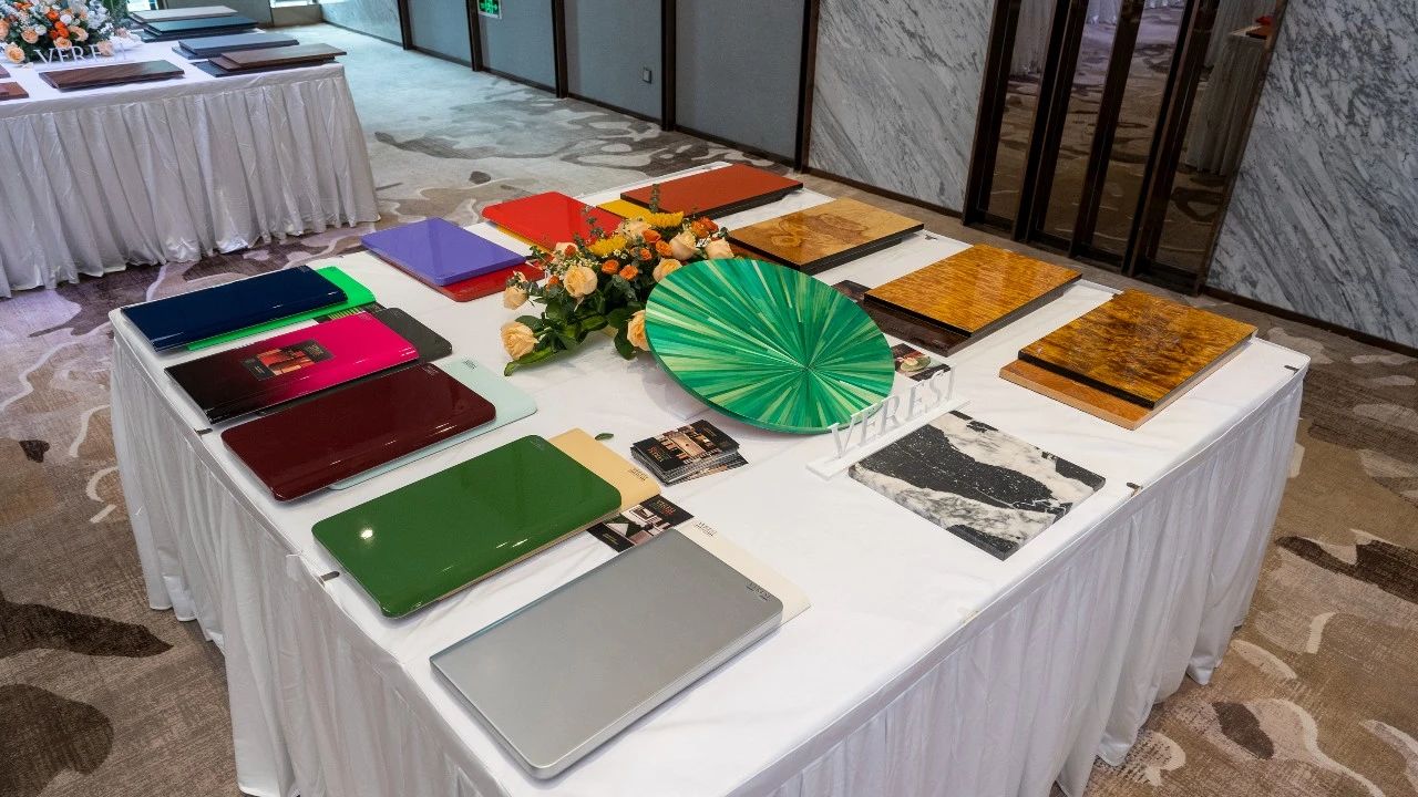 意式漆艺·定制之美——VERESI米兰设计周私享会(佛山站)圆满落幕 意式漆艺·定制之美——VERESI米兰设计周私享会(佛山站)圆满落幕